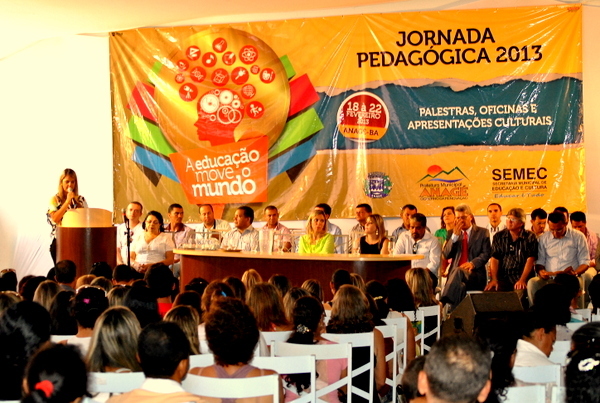 Jornada Pedagógica 2013, tem como tema “A educação move o mundo”, 