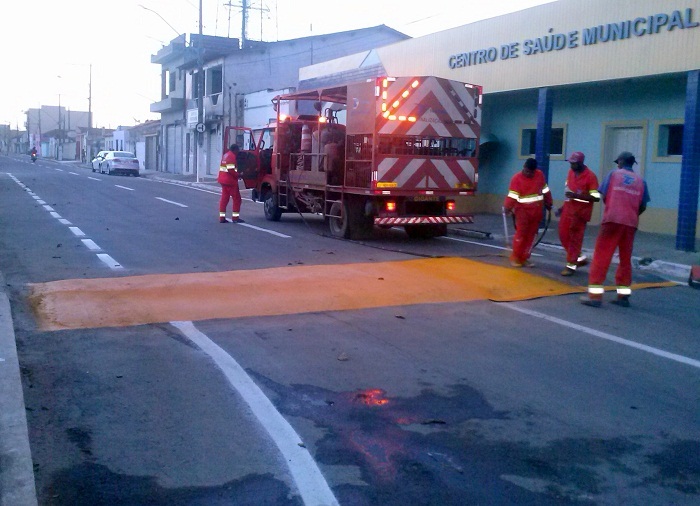 sINA NO CENTRO DE BARRADO CHOÇA FACILITARÁ O TRAFEGO DE MORIRISTA S E PEDESTRES