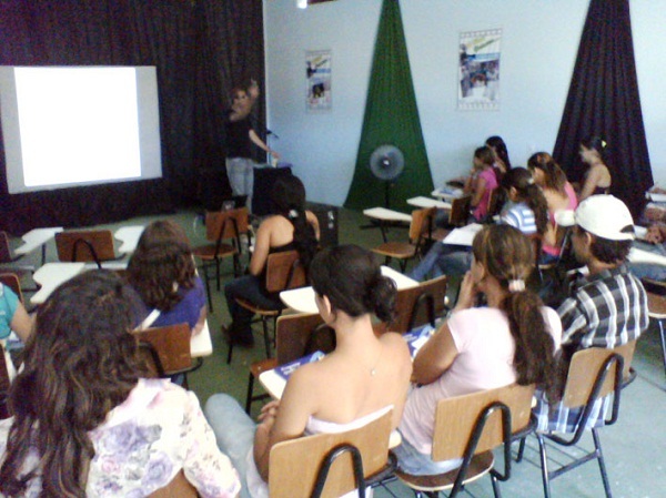 Aulas em Ibiassucê - Professor Gladistone Corrêia