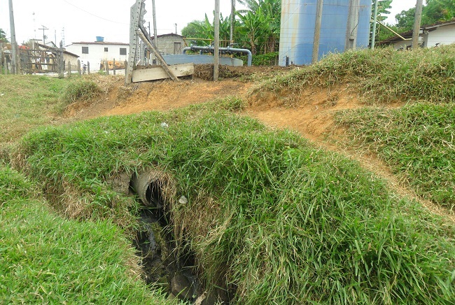 Ligações Estação de Tratamento do Distrito de Barra Nova, moradores do Bairro são deixados sem atendimento. 