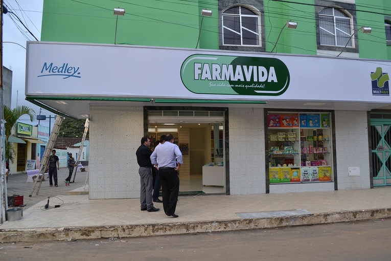 FARMAVIDA da REDE MELQUÍADES é entregue após passar por uma  rigorosa reforma