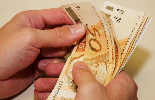 6 salario