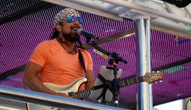 Cantor deixou a banda após mais de 30 anos de união